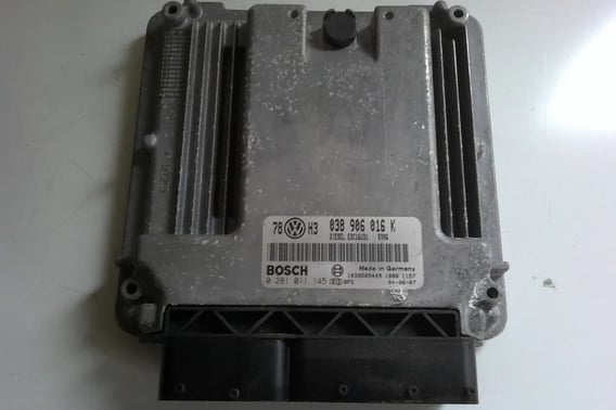 VW PASSAT B5 STEROWNIK SILNIKA 038906016K