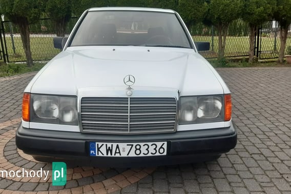 Mercedes-Benz W124 Sedan 1987