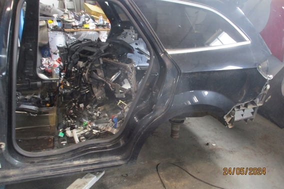 FORD MONDEO MK4 LIFT KOMBI BŁOTNIK TYŁ PRAWY/LEWY G6 SA