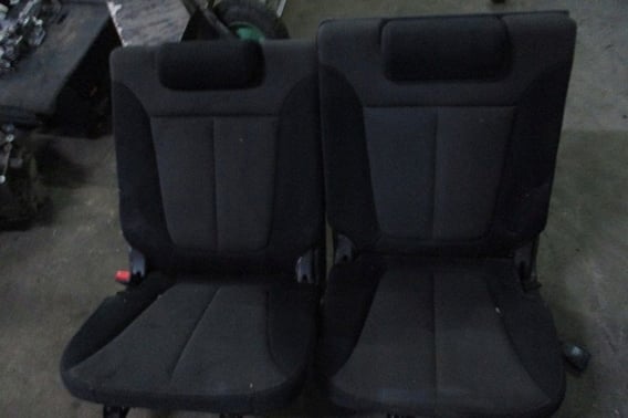 HYUNDAI SANTA FE II FOTELE III RZĄD