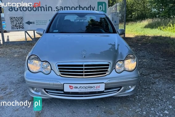 Mercedes-Benz C-Klasa Sedan 2005