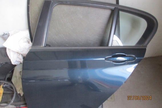BMW 1 F20 DRZWI TYŁ PRAWE B38