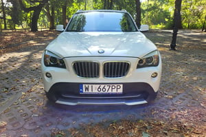 BMW X1 SUV 2011