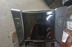 HYUNDAI I40 SCHOWEK TUNELU ŚRODKOWEGO 84630-3Z715