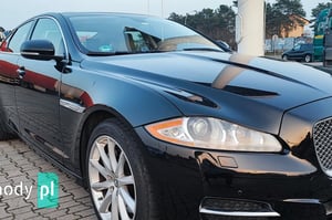 Jaguar XJ Sedan 2013
