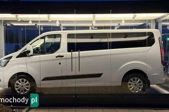 Ford Tourneo Custom Bus 2020