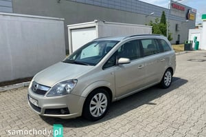 Opel Zafira Minivan 2005