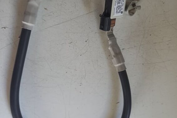 KIA STINGER KLEMA MINUSOWA 37180-J5000