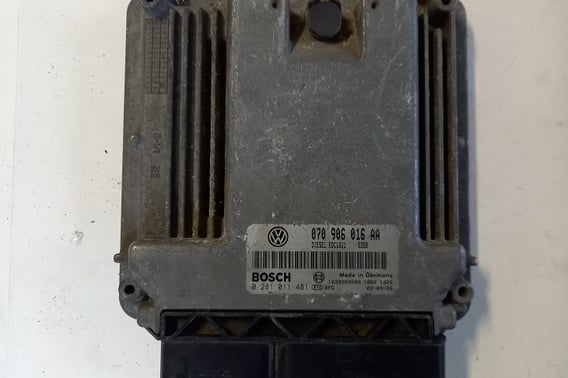 VW TUAREG I MODUŁ STEROWNIK SILNIKA 070906016AA