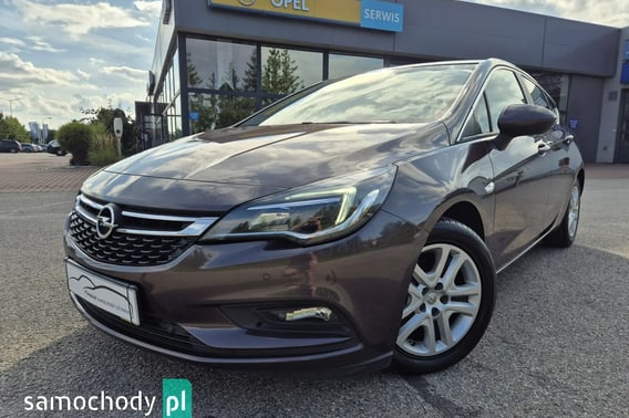 Opel Astra Hatchback 2015