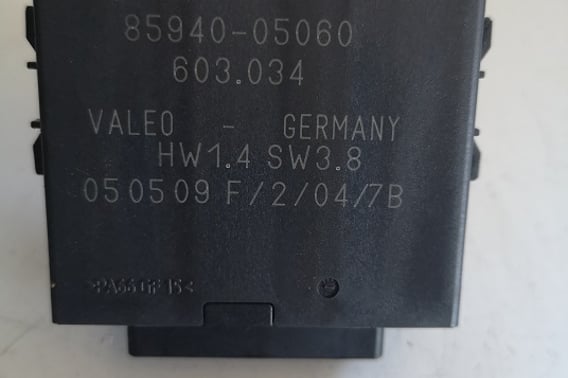 TOYOTA AVENSIS T27 MODUŁ STEROWNIK WYCIERACZEK 85940-05060