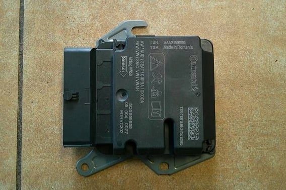 VW GOLF VIII LIFT MODUŁ SENSOR PODUSZEK 5QS959655