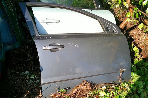 OPEL ASTRA H DRZWI PRZÓD PRAWE Z3KU