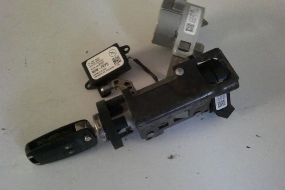 OPEL ASTRA J STACYJKA 23276089