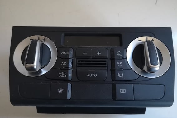 AUDI A3 8P LIFT PANEL NAWIEWU I KLIMATYZACJI 8P0820043BM