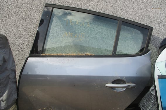 RENAULT MEGANE III DRZWI TYŁ LEWE TERNE
