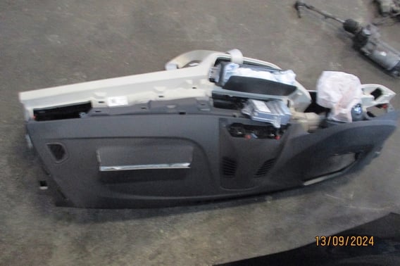 BMW 5 G30 M550 KONSOLA AIRBAG PASY EU