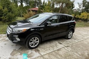 Ford Kuga SUV 2017