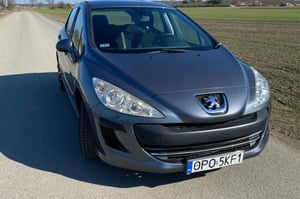 Peugeot 308 Hatchback 2010