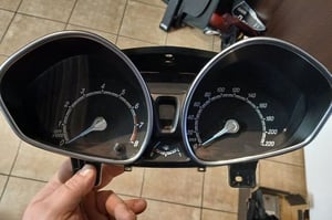 FORD FIESTA MK7 LICZNIK C1BT-10849-EAJ EUROPA