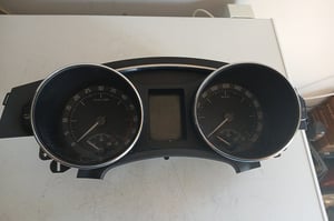 SKODA SUPERB II LICZNIK 3T2920841H 1.6 TDI