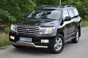 Toyota Land Cruiser SUV 2009