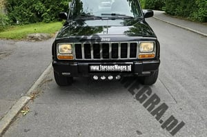 Jeep Cherokee SUV 1999