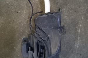 OPEL ASTRA J ZBIORNICZEK PŁYNU SPRYSKIWACZY 13260590