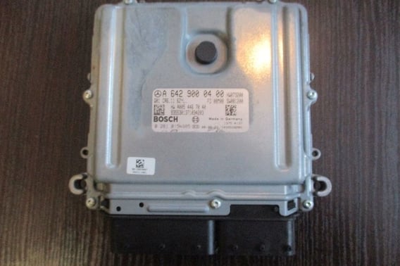 MERCEDES W204 MODUŁ STEROWNIK SILNIKA A6429000400