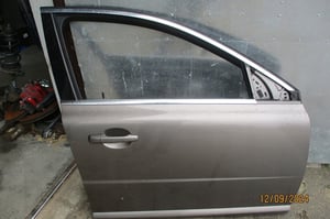 VOLVO V70 III DRZWI PRZÓD PRAWE TYŁ PRAWE/LEWE 472-46