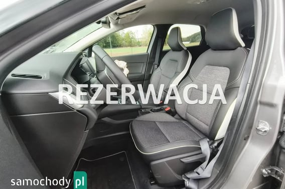 Renault Captur Hatchback 2024