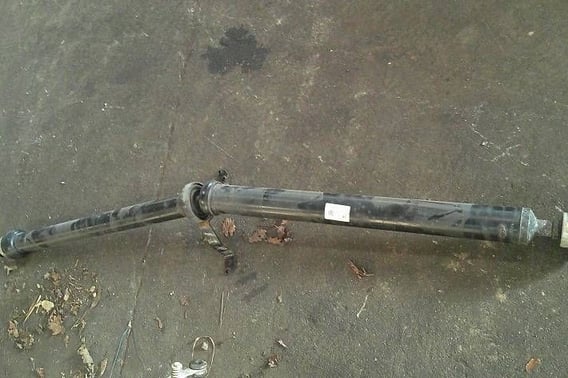 AUDI A4 B9 3,0TDI WAŁ NAPĘDOWY 8W0521101