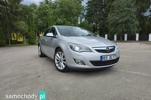 Opel Astra Hatchback 2010