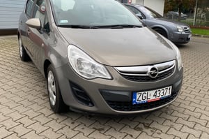 Opel Corsa Hatchback 2010