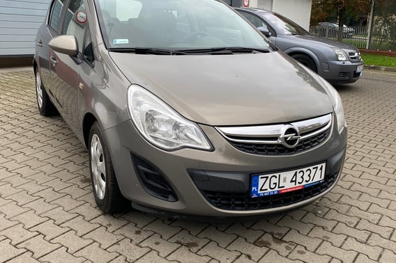 Opel Corsa Hatchback 2010