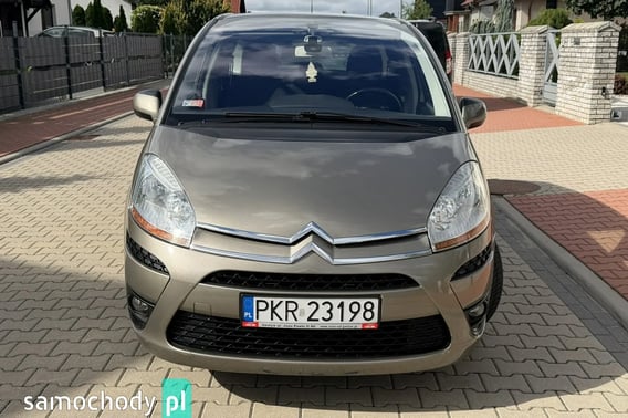 Citroen C4 Picasso Minivan 2011