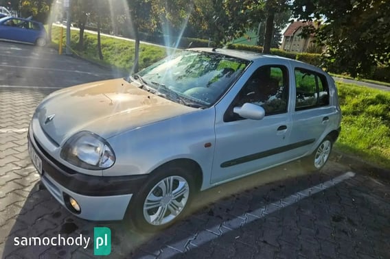 Renault Clio Hatchback 2001