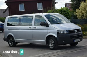 Volkswagen Transporter Bus 2011