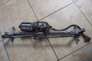 CHEVROLET CAPTIVA MECHANIZM WYCIERACZEK 20829040 EU
