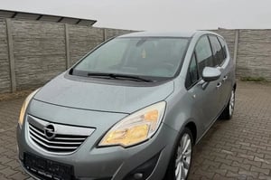 Opel Meriva Minivan 2013