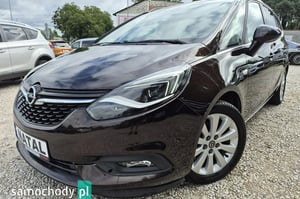 Opel Zafira Minivan 2017