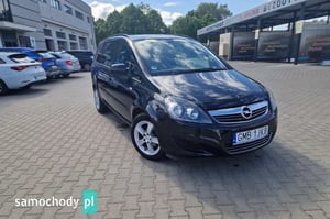 Opel Zafira Minivan 2013