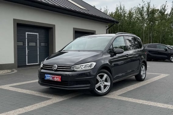 Volkswagen Touran Minivan 2019
