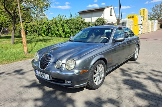 Jaguar S-Type Sedan 2002
