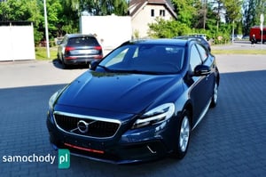 Volvo V40 Cross Country Hatchback 2019