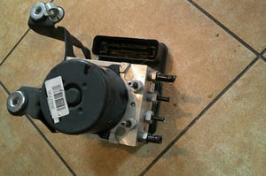 VOLVO XC60 POMPA ABS 31423348