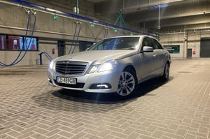 Mercedes-Benz E-Klasa Sedan 2009