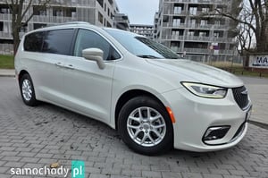 Chrysler Pacifica Minivan 2021