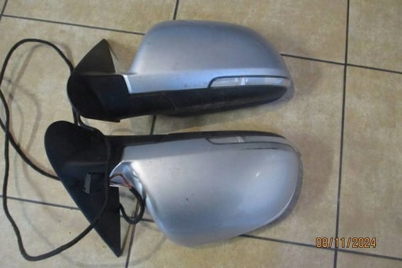 SKODA OCTAVIA II LIFT LUSTERKO PRAWE 6PIN 9156 EU