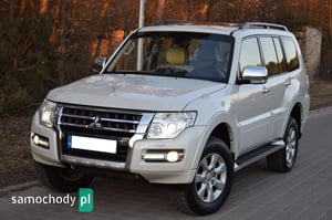 Mitsubishi Pajero SUV 2017